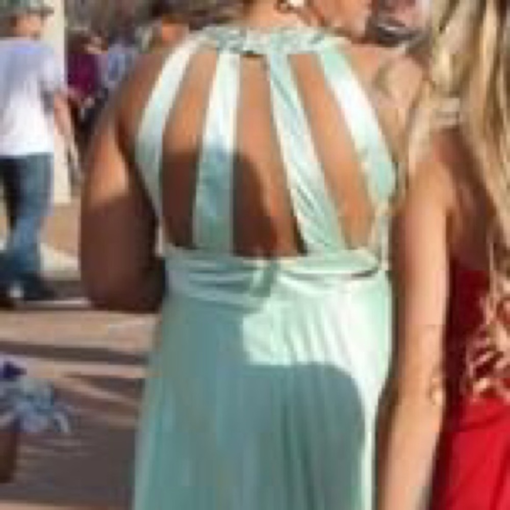 Prom/Formal Dress - Picture 2 of 6